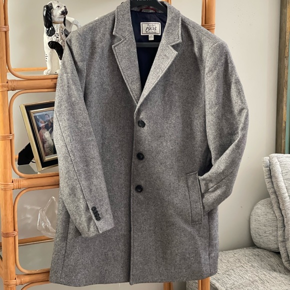 Jos. A. Bank Other - Jos A Bank 48R Tweed Topcoat